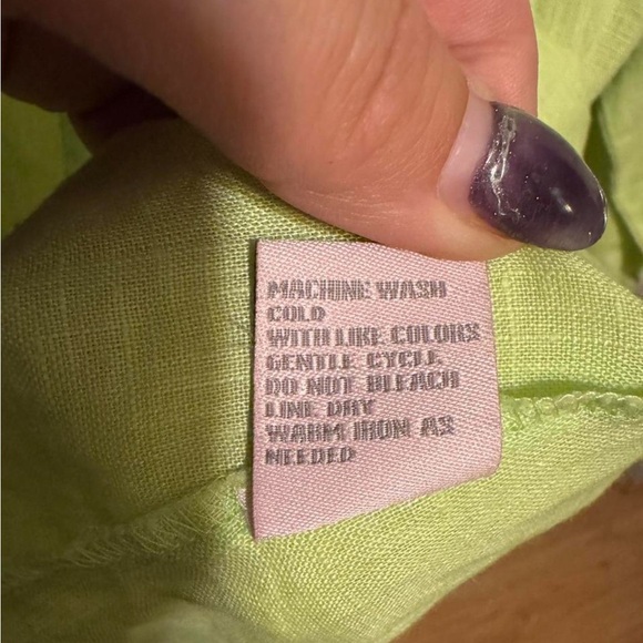 Green Linen Button-Down 3/4 sleeve  Shirt- women’s small - Picture 2 of 4